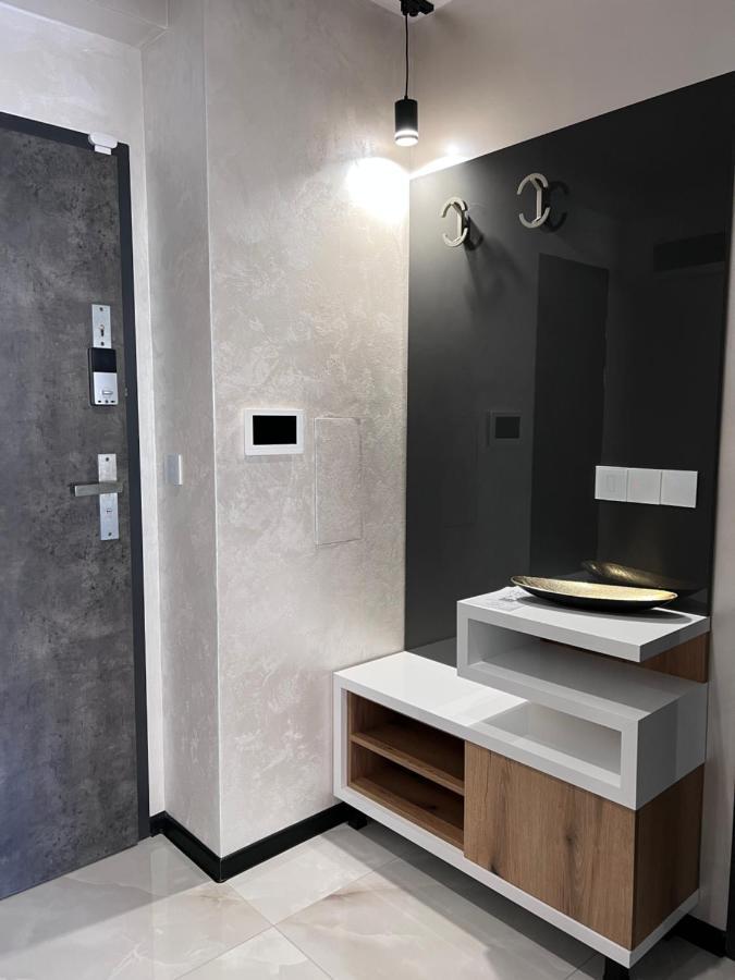 A-Brilliant, New! Spacious & Modern Apartment In Varna Whit Garage Extérieur photo