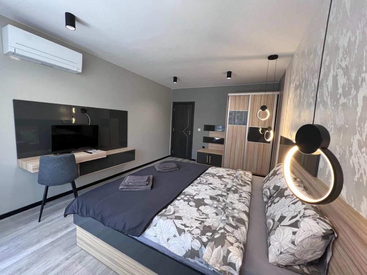 A-Brilliant, New! Spacious & Modern Apartment In Varna Whit Garage Extérieur photo