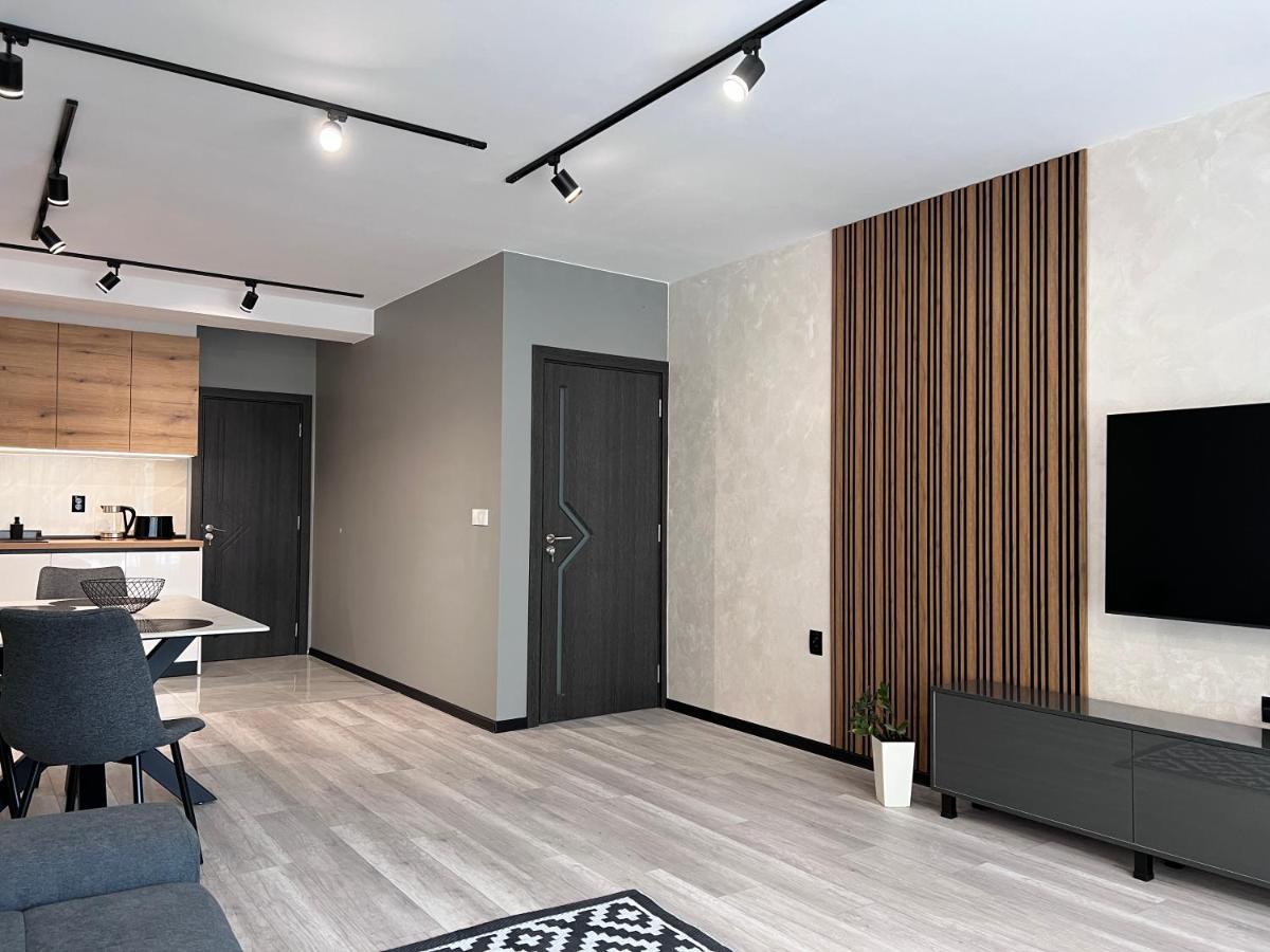 A-Brilliant, New! Spacious & Modern Apartment In Varna Whit Garage Extérieur photo