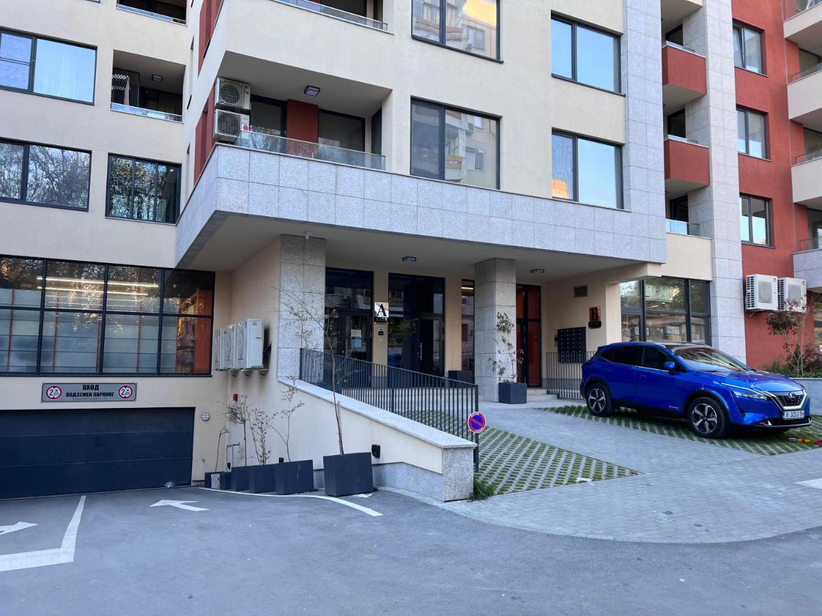A-Brilliant, New! Spacious & Modern Apartment In Varna Whit Garage Extérieur photo