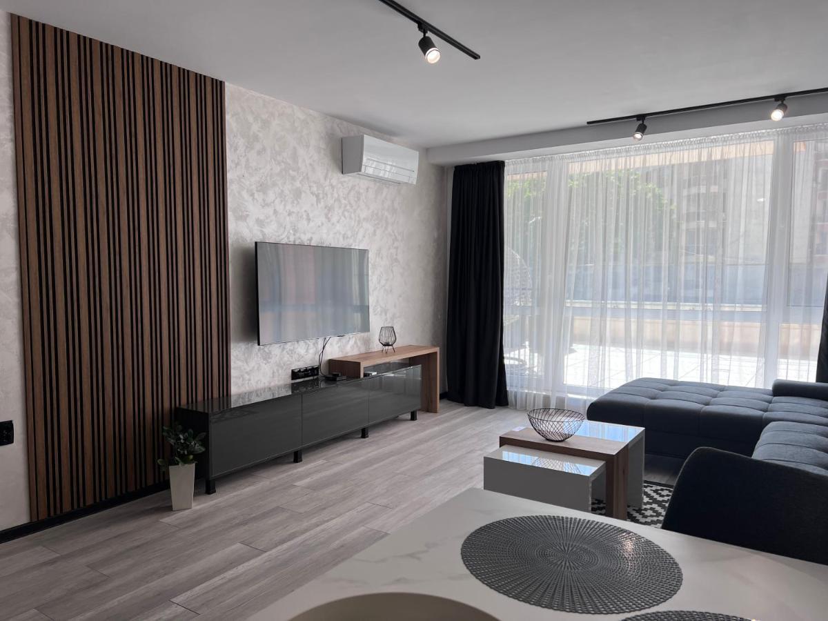 A-Brilliant, New! Spacious & Modern Apartment In Varna Whit Garage Extérieur photo