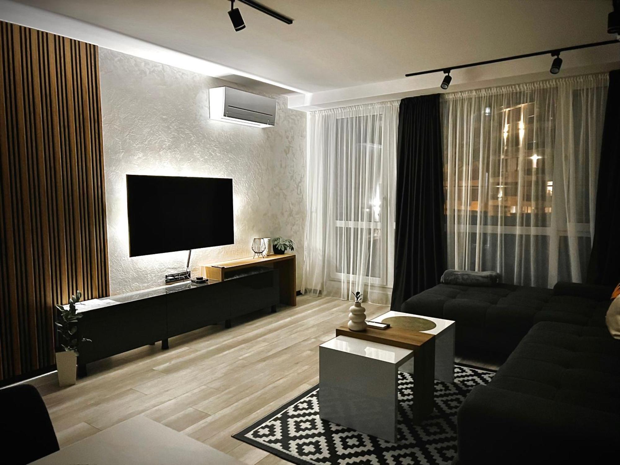 A-Brilliant, New! Spacious & Modern Apartment In Varna Whit Garage Extérieur photo